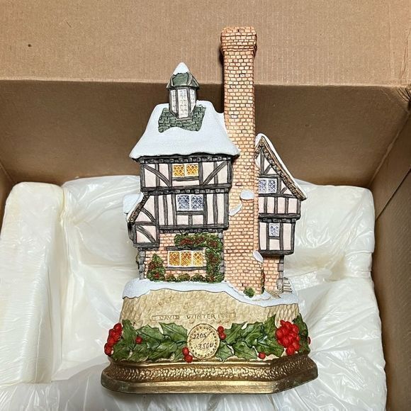Vintage David Winter the Scrooge Family Home 1993 Christmas Miniature Cottage‎ - Picture 3 of 9